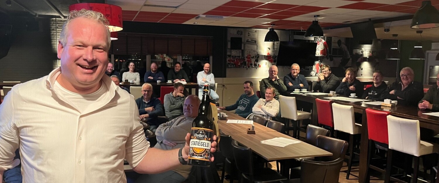 Niek blijft voorzitter DSVD voetbal